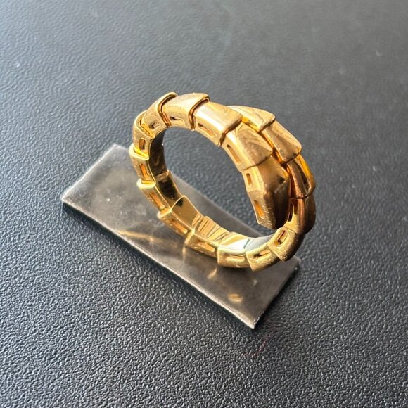 Bvlgari Serpenti Viper 18K Yellow Gold Wrap Ring. - Picture 3 of 9